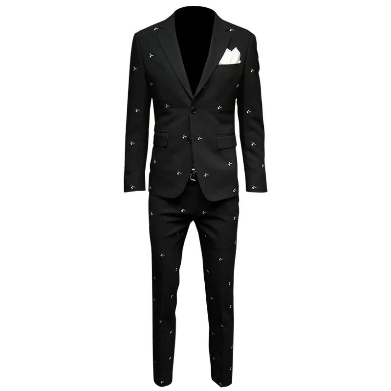 Eleganter Herrenanzug aus 70% Wolle, einreihig, schmal geschnitten mit Weste und Hose in tiefem Blau – ideal für formelle Anlässe und Hochzeiten.
