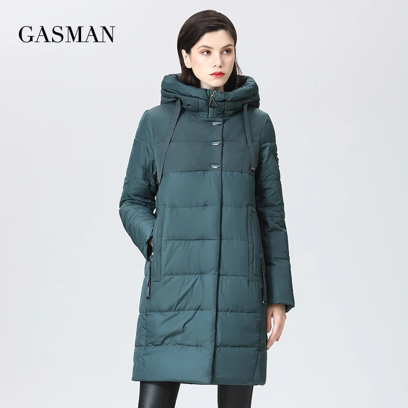 Lange Damen-Daunenjacke mit Reißverschluss, Schnürdesign, Kapuze und Taschen – warm und figurbetont.