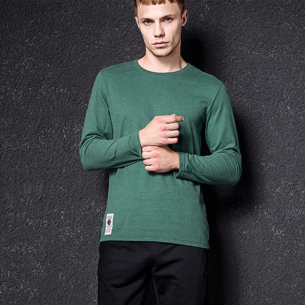 Herren Langarm T-Shirt aus Baumwolle in einfarbigem Design für Frühling und Herbst