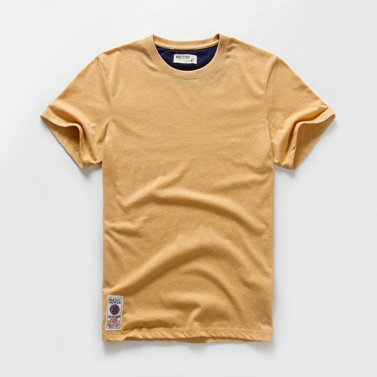 Männer T-Shirt aus Baumwolle im einfarbigen Design mit klassischem O-Ansatz