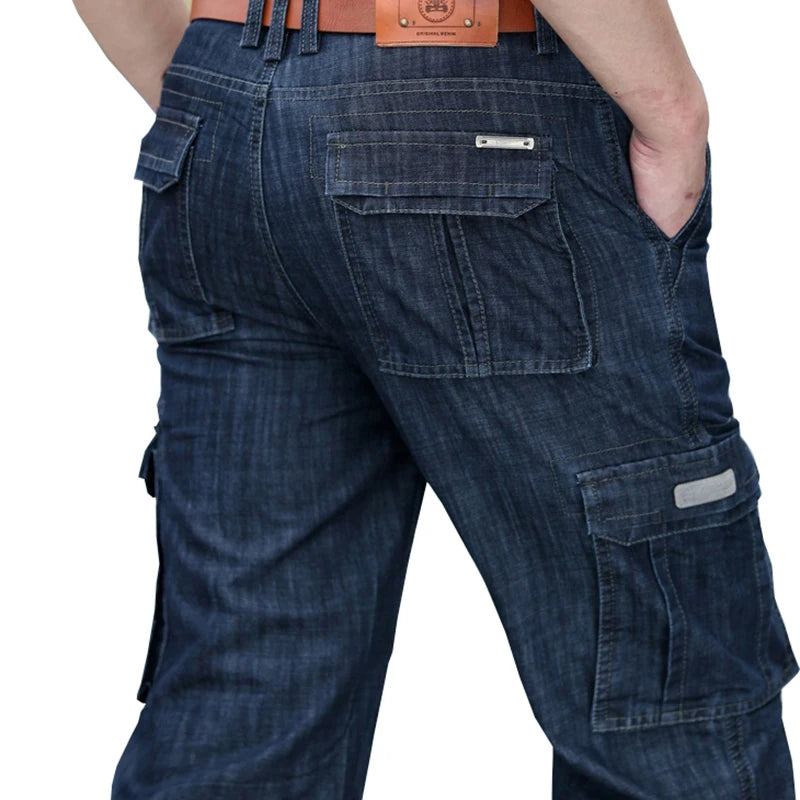 Herren Cargo-Denim-Hose mit normaler lockerer Passform und mehreren Taschen
