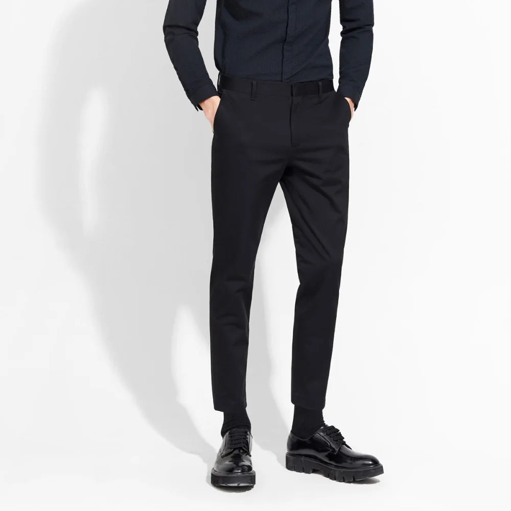 Elegantes Herrenanzug-Set in Tiefblau mit Streifen, Doppelreiher, Slim Fit – Hochwertige Wahl für Hochzeiten und festliche Anlässe