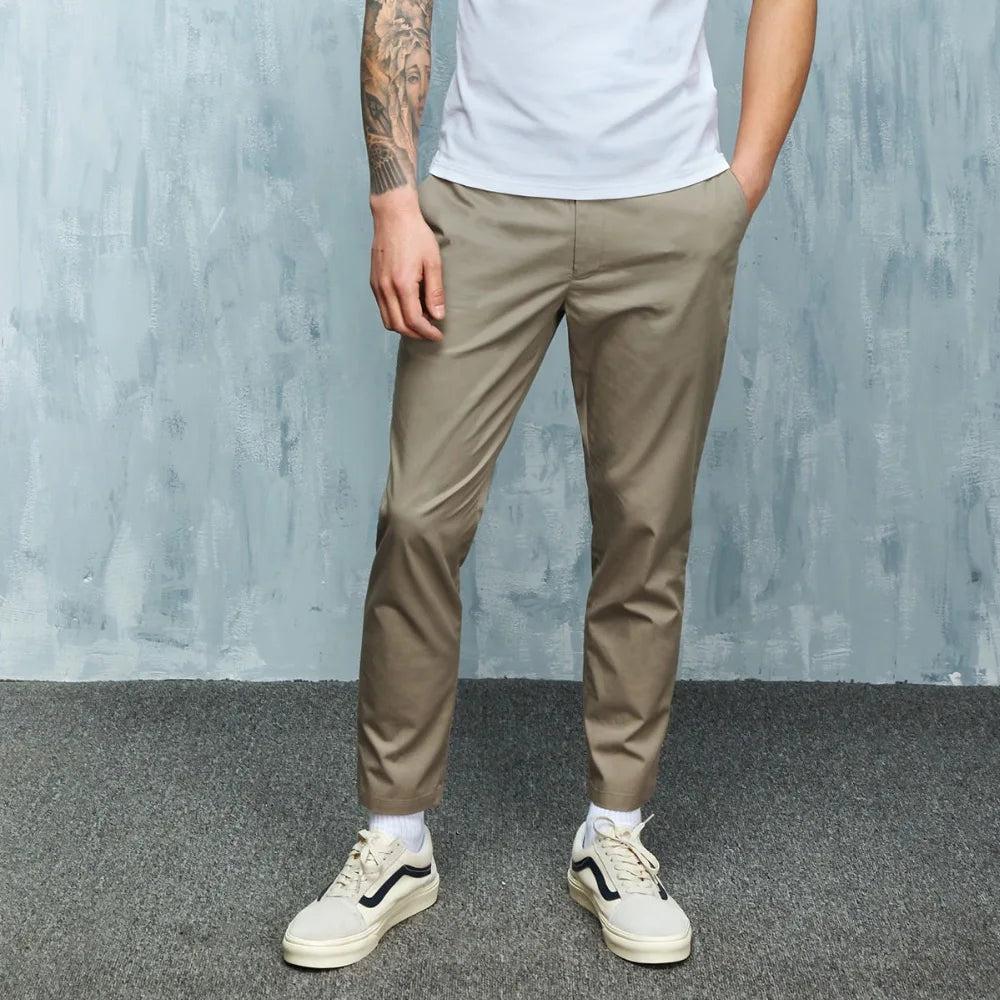 Elegantes Herrenanzug-Set in Tiefblau mit Streifen, Doppelreiher, Slim Fit – Hochwertige Wahl für Hochzeiten und festliche Anlässe
