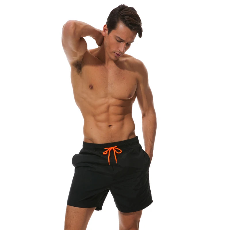 Herren-Badeshorts mit Mesh-Innenfutter und Reißverschlusstaschen – schnelltrocknend und ideal für den Strand
