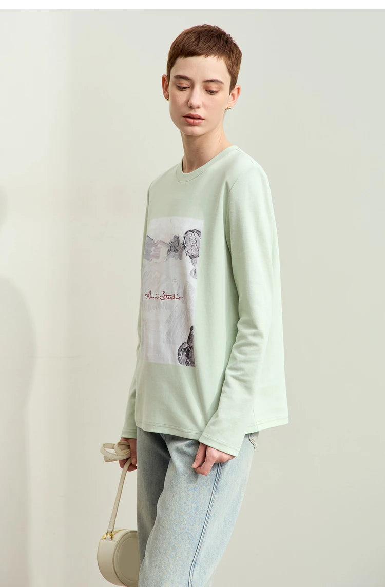 Damen T-Shirt im Minimalismus-Stil mit Kunstdruck und Stickerei für den Herbst
