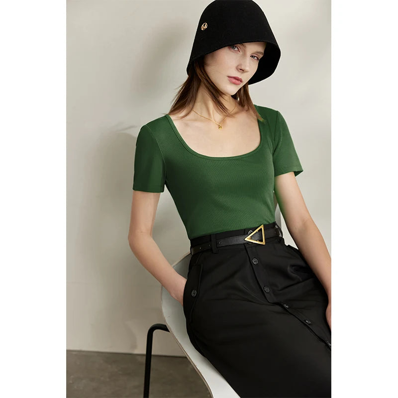 Damen Tops und T-Shirts im minimalistischen Stil mit quadratischem Kragen