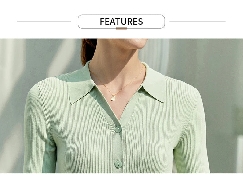 Damen T-Shirt im minimalistischen Stil aus leichter Baumwolle für den Sommer