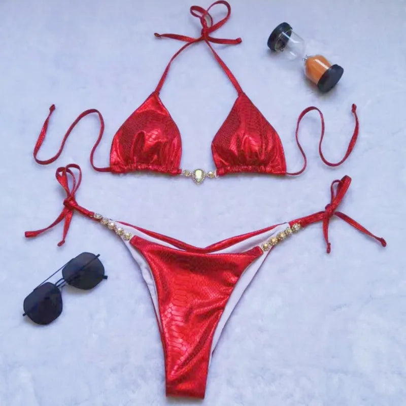 Dreiteiliger Damen-Bikini im brasilianischen Stil – ideal für Strand und Pool