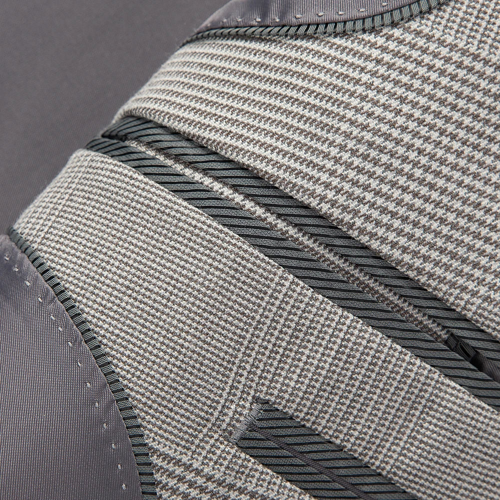 Dreiteiliger Herrenanzug – Blazer, Weste & Hose im karierten Design