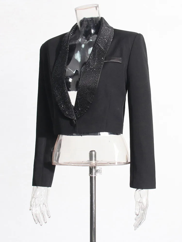 Eleganter Damen-Blazer mit Reverskragen und langen Ärmeln – Patchwork-Design und einreihiger Verschluss für einen lässigen Look.
