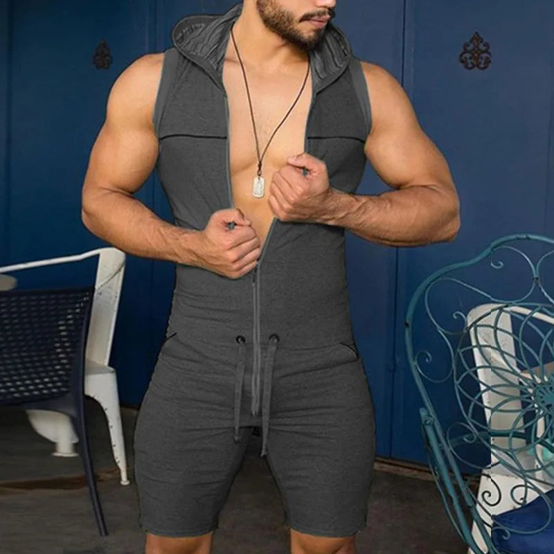 Weite Herren-Sommerhose mit Streifenmuster und Schlitz – lässig und vielseitig für den Alltag