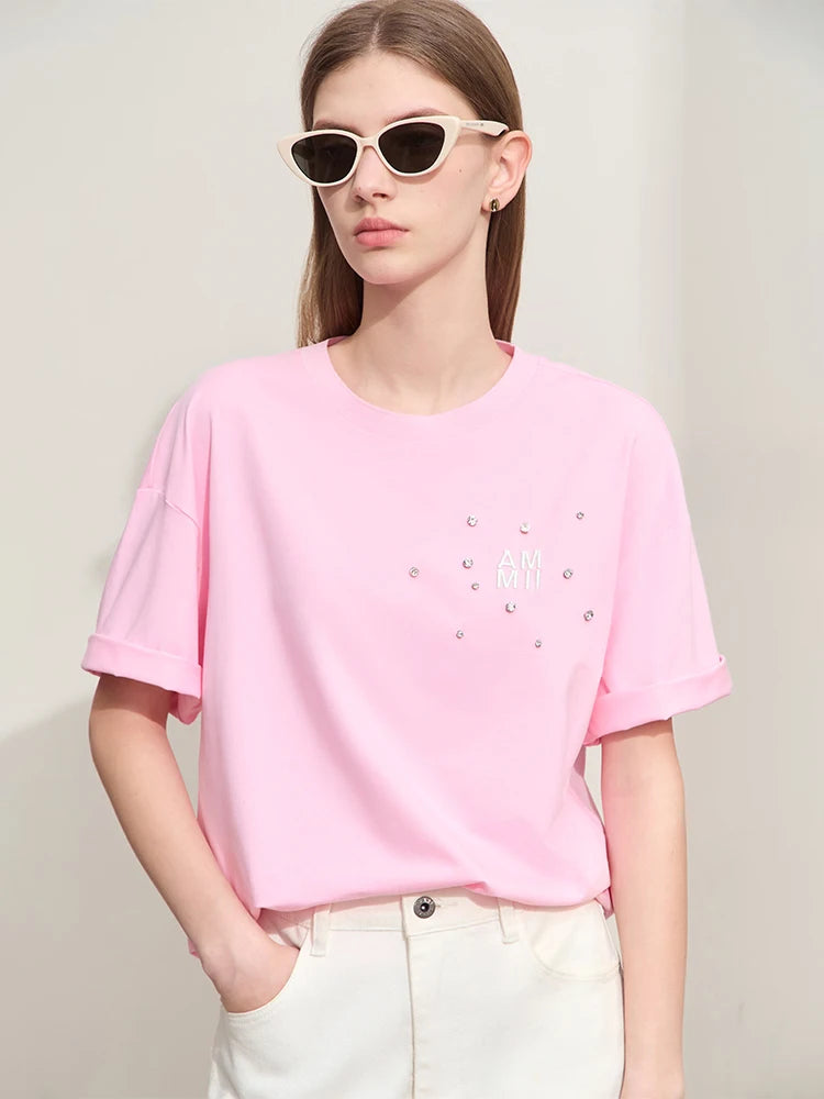 Damen T-Shirts im Minimalismus-Stil mit Stickerei und lässigen Ärmeln