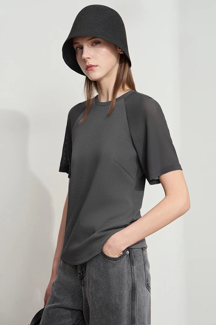 Damen Top im minimalistischen Stil mit O-Ausschnitt und schmaler Passform