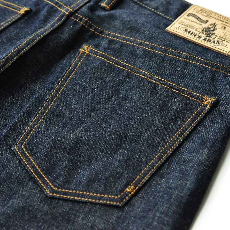 Herrenjeans aus unsanforized Selvedge Raw Denim mit Button Fly Slim Fit