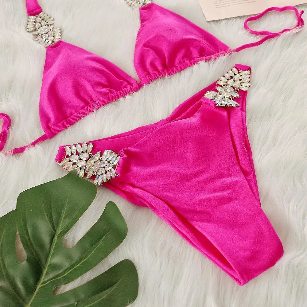 Dreiteiliger Damen-Bikini mit brasilianischem Schnitt – ideal für Strand und Pool