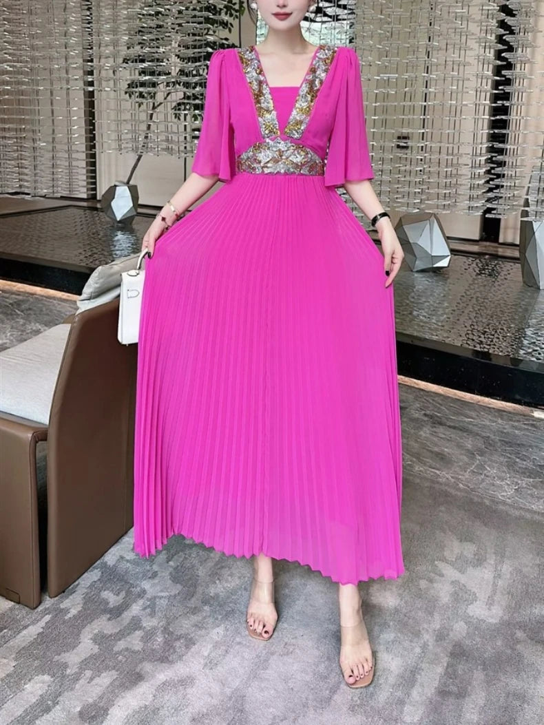 Elegantes Mini-Kleid für Damen mit halbem Stehkragen, langen Ärmeln und 3D-Blumen-Patchwork-Design – figurbetont und stilvoll.