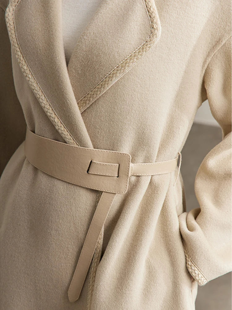 Damen Wollmantel im eleganten Retro-Stil mit Gürtel und Revers