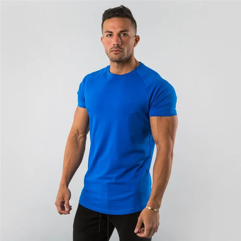 Herren T-Shirt aus Baumwolle mit elastischer Passform für Fitness und Sport