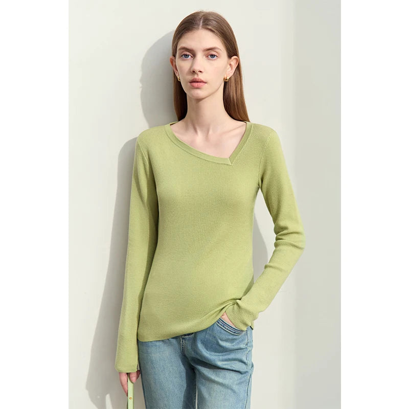 Damenpullover in Avocadogrün mit langem Ärmel und V-Ausschnitt, tailliert