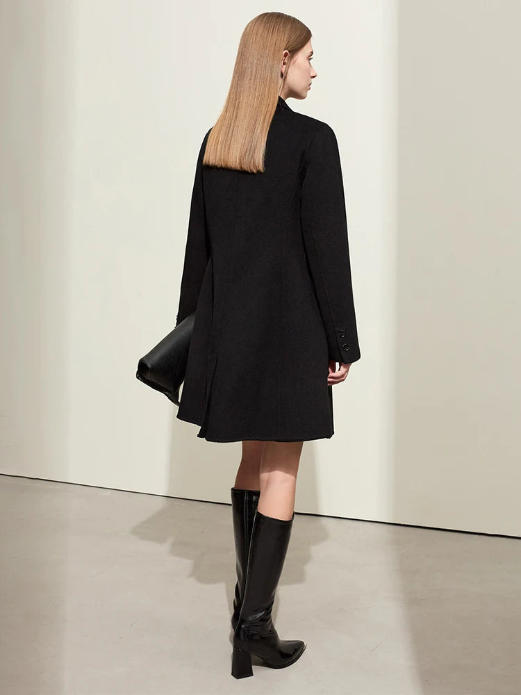 Damen mittellange Jacke aus modischer Wolle mit Gürtel und Reversmänteln