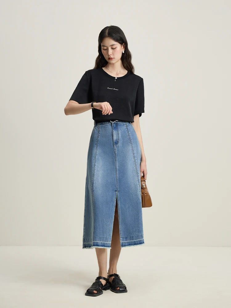 Damen-T-Shirt mit Puppenkragen – lässig, vielseitig und ideal für den Sommer.