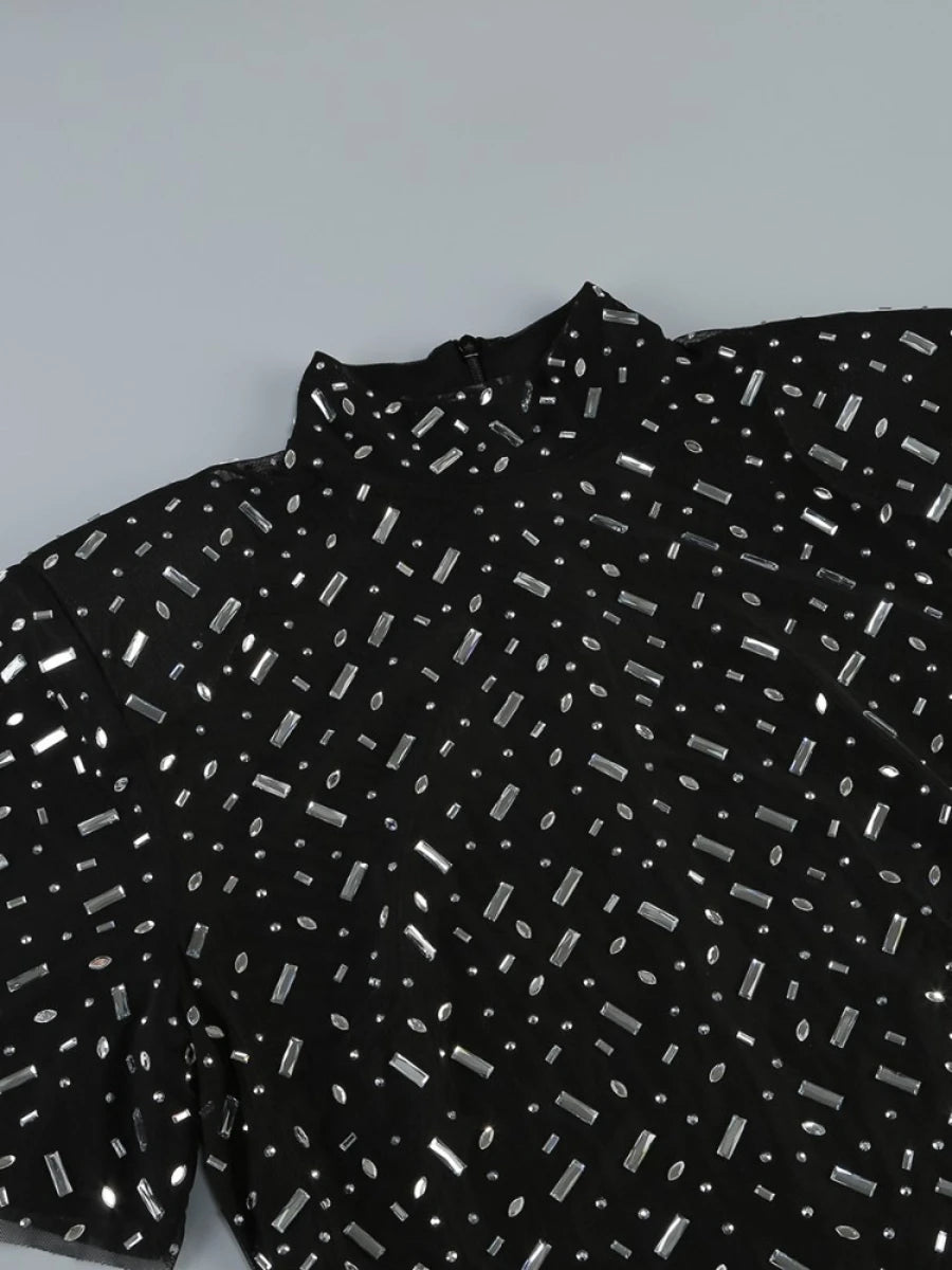 Luxuriöse Damenjacke mit Perlenbesatz und Patchwork-Design – Langarm und Reverskragen