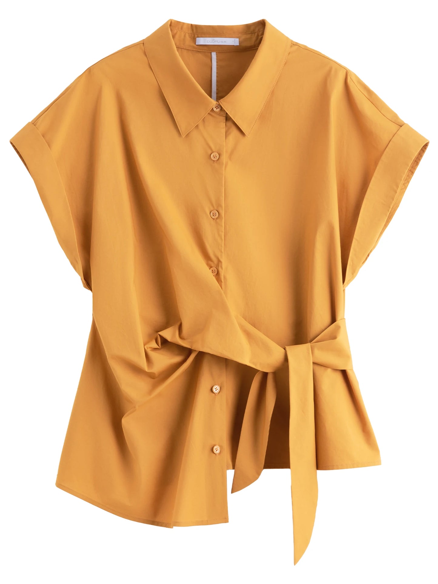 Damen-Bluse in Beige mit V-Ausschnitt und kurzen Ärmeln – leichte Sommermode für das Büro