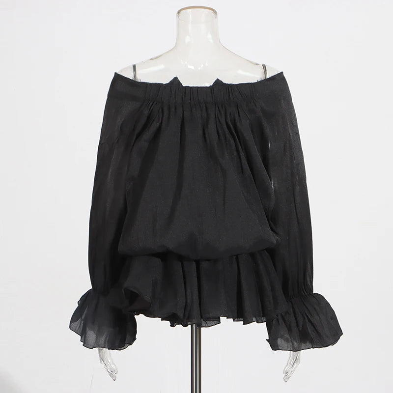Elegantes Damen-Zweiteiler-Set mit Pailletten, langärmligem Oberteil und hoch taillierter, gerader Hose – schickes Outfit für besondere Anlässe.
