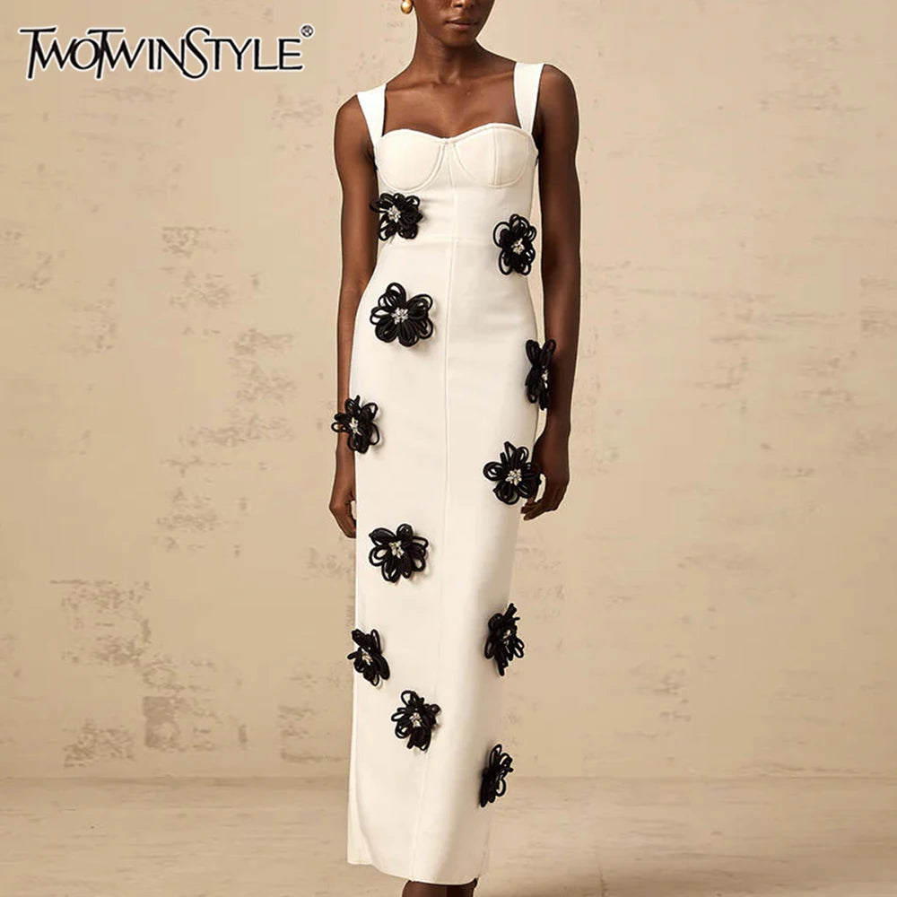 Asymmetrisches ärmelloses Damenkleid mit Rundhalsausschnitt und Stickerei – hohles Design und figurbetontes High-Waist-Design