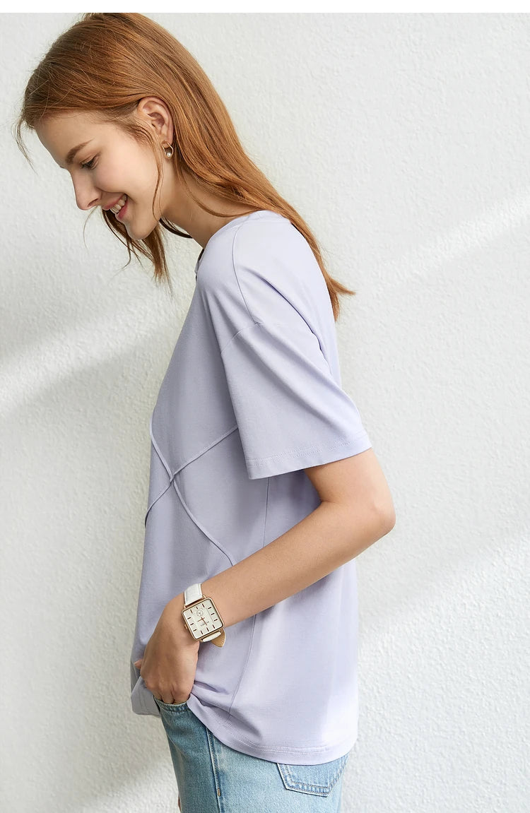 Damen T-Shirt im minimalistischen Sommerstil aus losem Stretch-Material