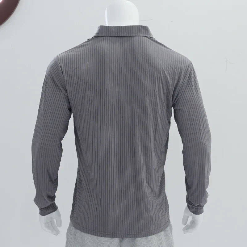 Elastisches Herren-Sommerunterhemd in Slim-Fit mit einfarbigem Design – ideal für Bodybuilding und trendige Freizeitlooks.