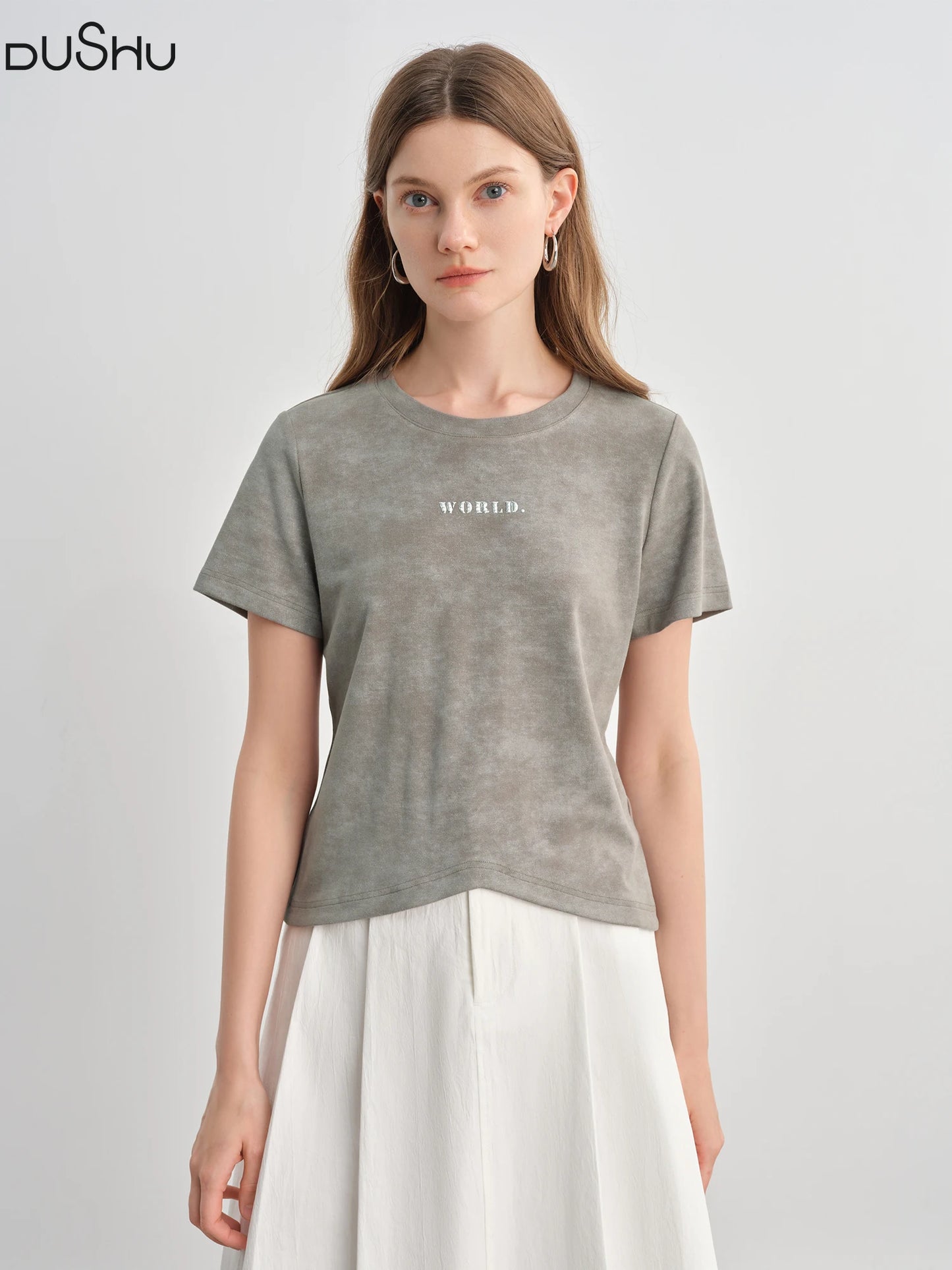 Langärmliges Baumwollshirt mit einzigartigem Stickdesign und Hohldetails in Pink – lockeres, vielseitiges Fashion-Top für den Sommer.