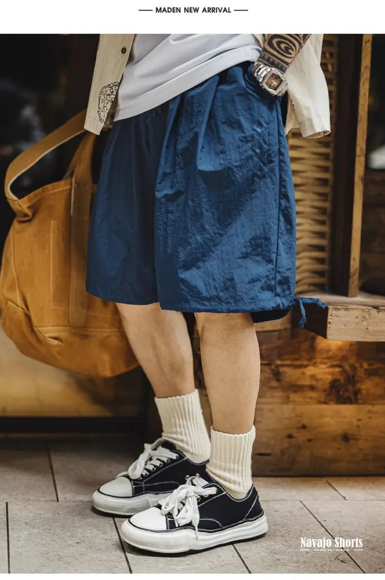 Herren Cargo-Shorts mit besticktem Navajo-Muster und elastischen Taillentaschen