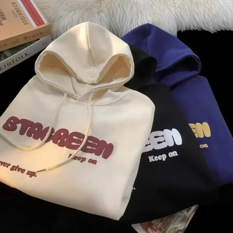 Herren Hoodie mit Herbst Briefdruck im Vintage-Stil und Taschen