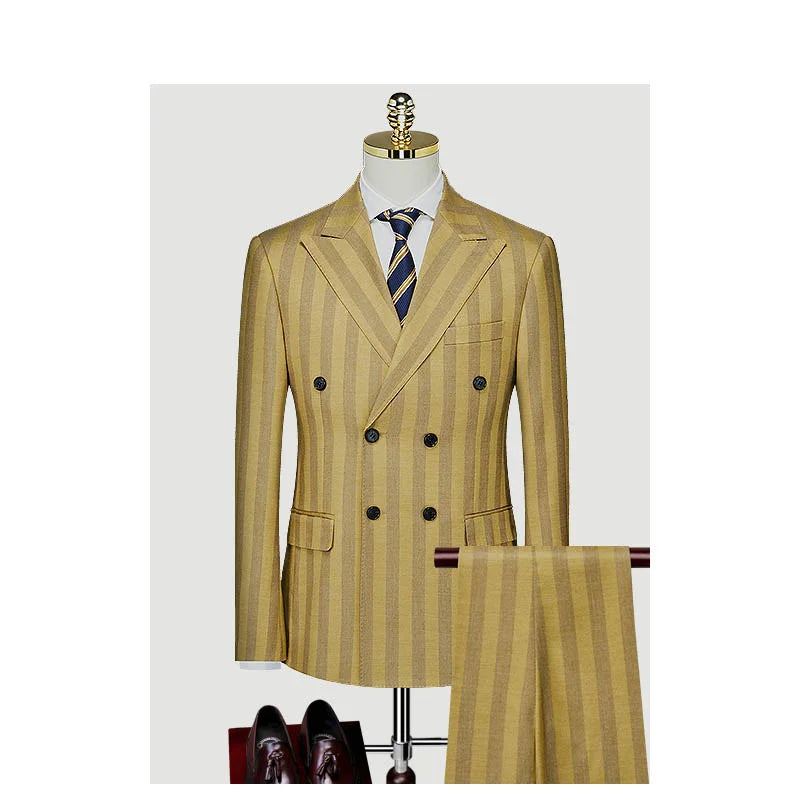 Luxuriöses Herrenanzug-Set mit Blazer, Weste und Hose in Khaki-Streifen – Slim Fit für Hochzeit, Party oder Bühne.