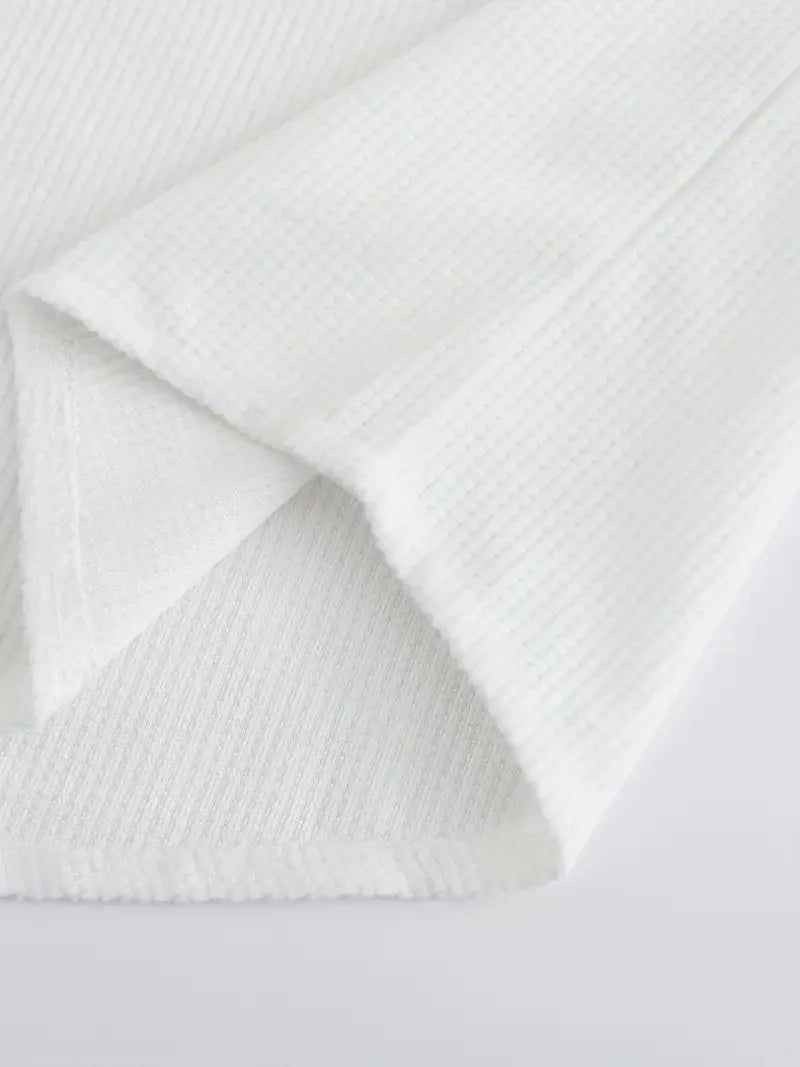 Leichtes Herrenhemd mit europäischem und amerikanischem Stil, dichtem Netzdesign und personalisiertem Schnitt – langärmlig und mit sexy Durchblick-Effekt