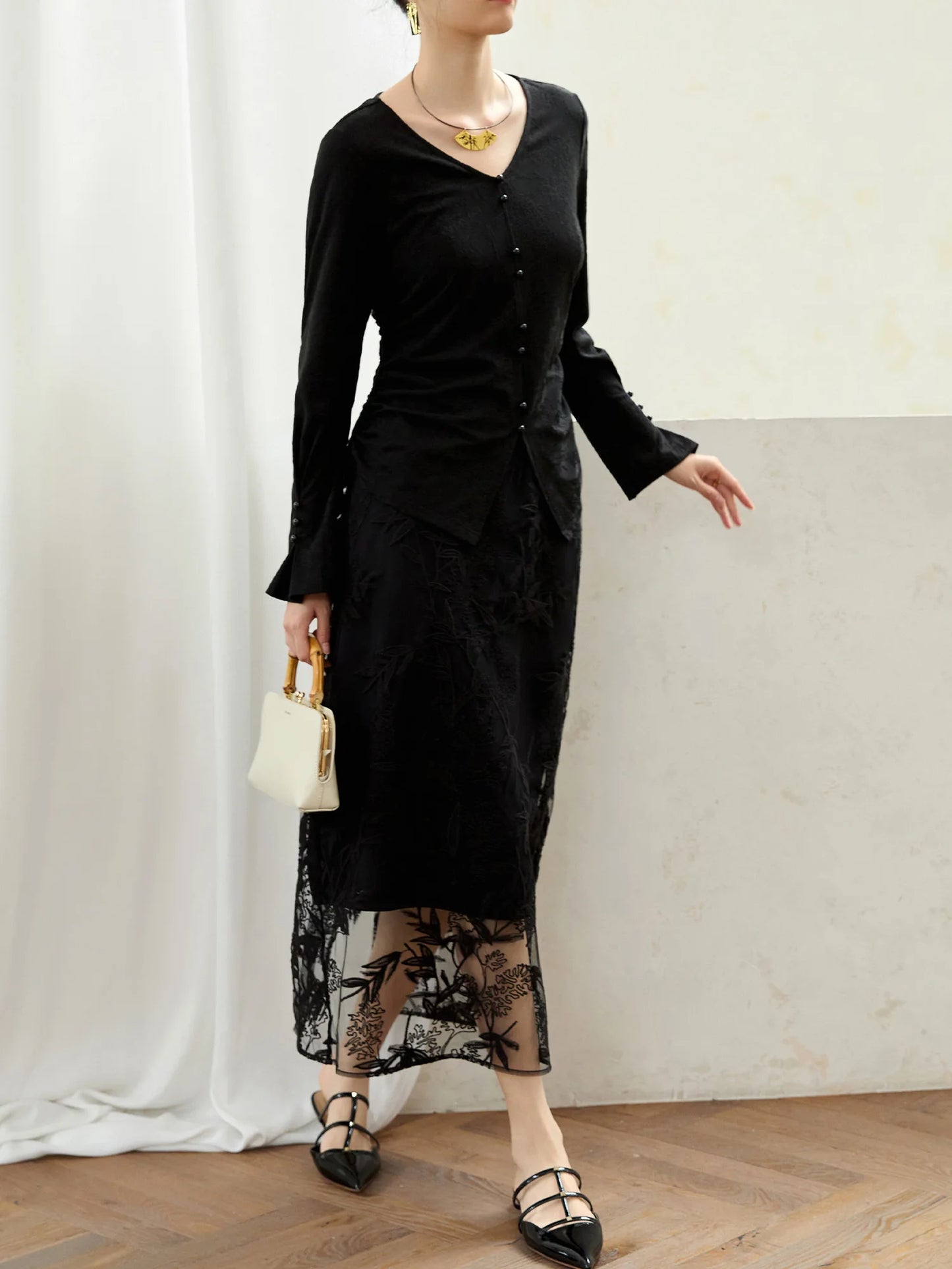 Leichte Damen-Chiffonbluse mit Blumenmuster und eckigem Ausschnitt – Kurzarm-Sommeroberteil