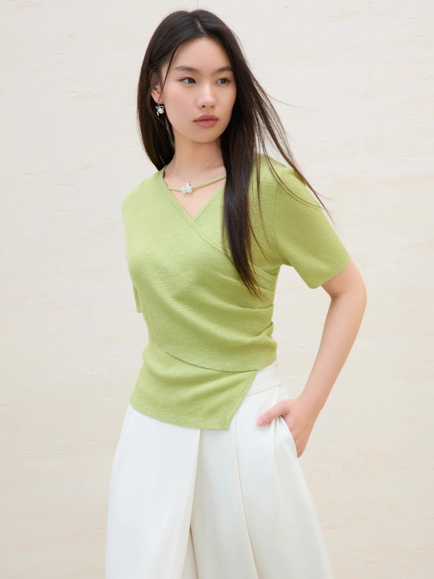 Damen-Polo-Shirt aus Baumwolle mit Polokragen, tailliertem Schnitt und abgerundetem Saum – ideal für den Sommer und den Alltag