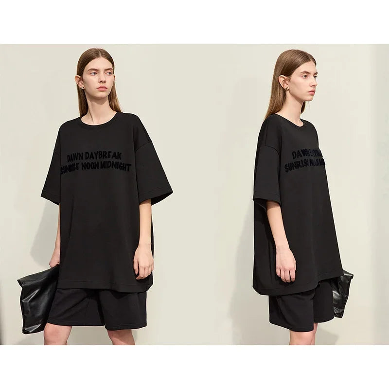 Damen T-Shirts mit Rundhalsausschnitt und losem, lässigem Schnitt mit Stickerei