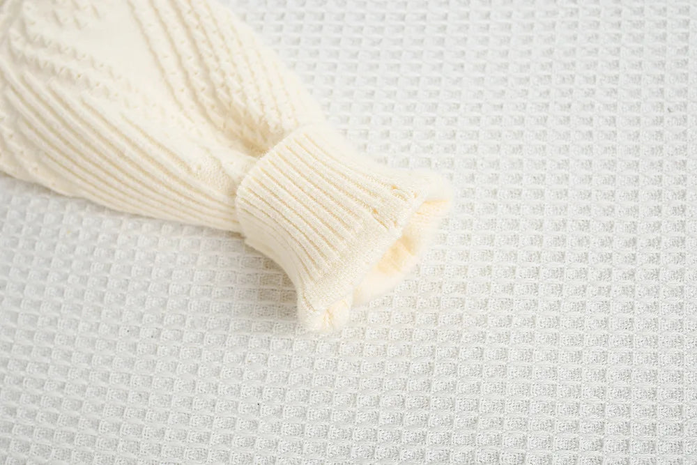 Mädchen Kleidung Set mit gestricktem Pullover und kurzem Rock für den Herbst