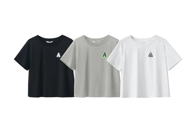 Damen T-Shirts im minimalistischen Stil mit lässigem O-Ausschnitt und Druck