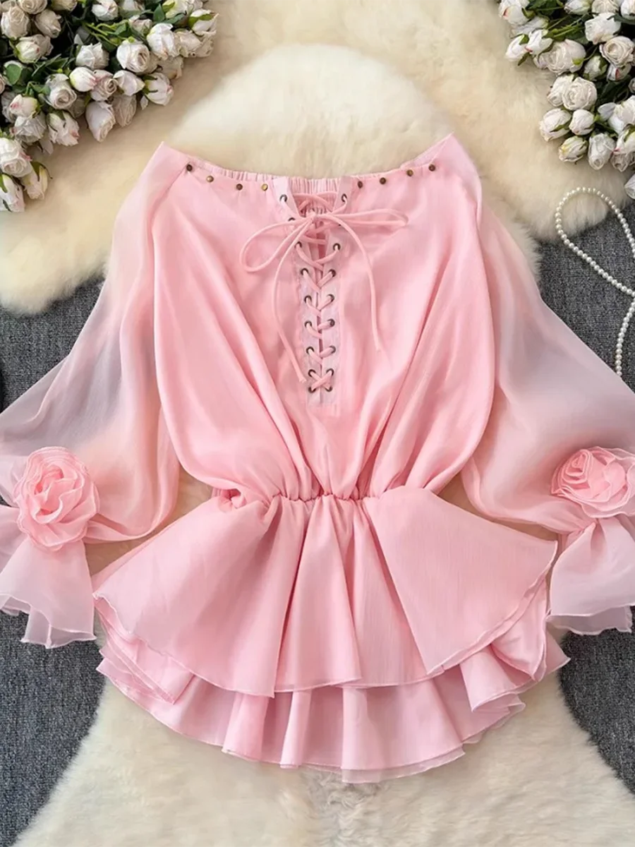 Elegantes Damen-Zweiteiler-Set mit Pailletten, langärmligem Oberteil und hoch taillierter, gerader Hose – schickes Outfit für besondere Anlässe.