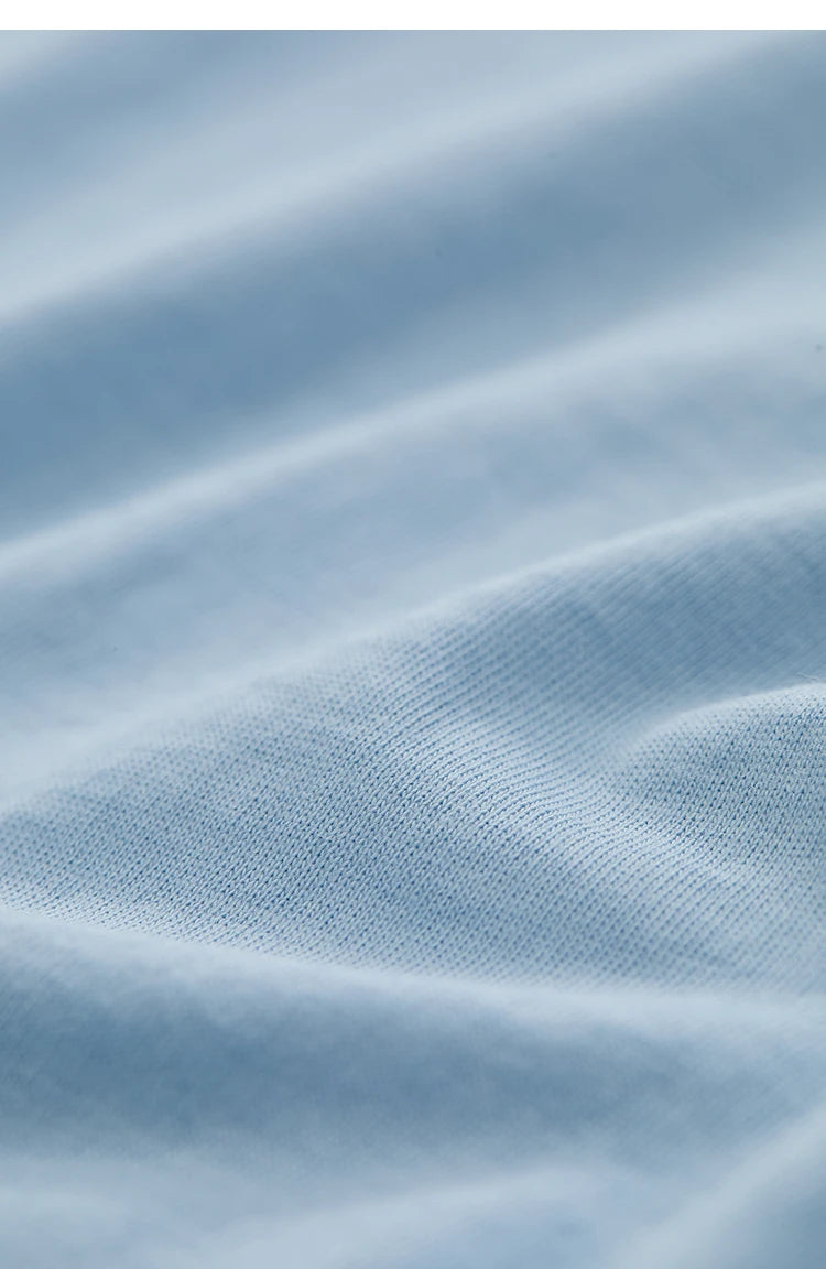Damen T-Shirt im minimalistischen Stil mit bestickten Liebesperlen für den Sommer