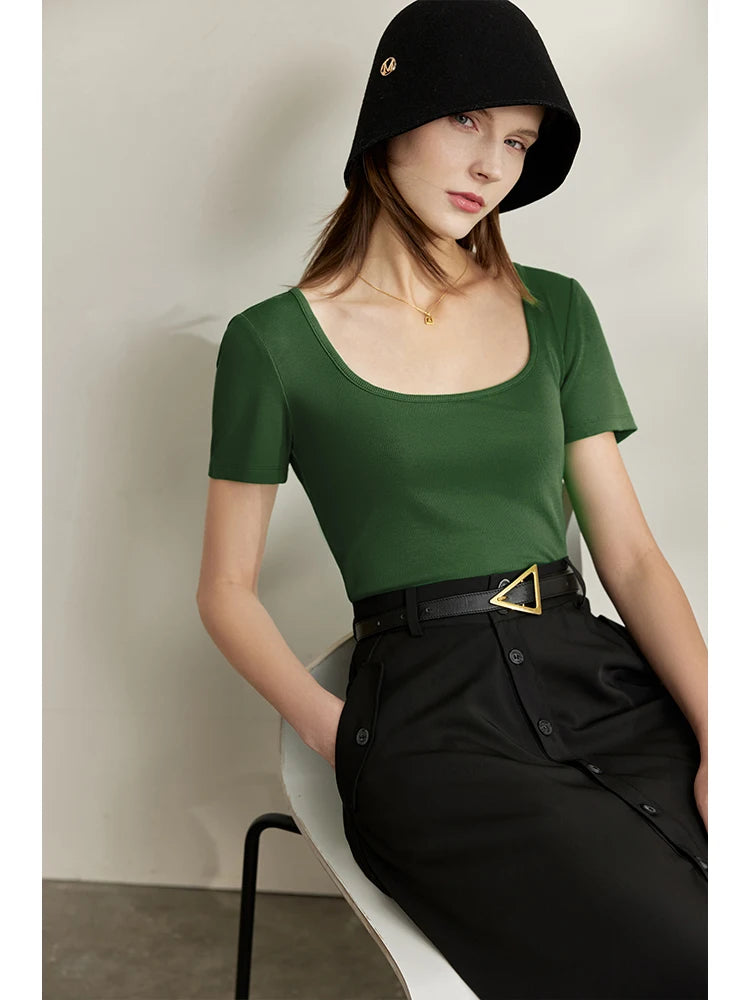 Damen Tops und T-Shirts im minimalistischen Stil mit quadratischem Kragen
