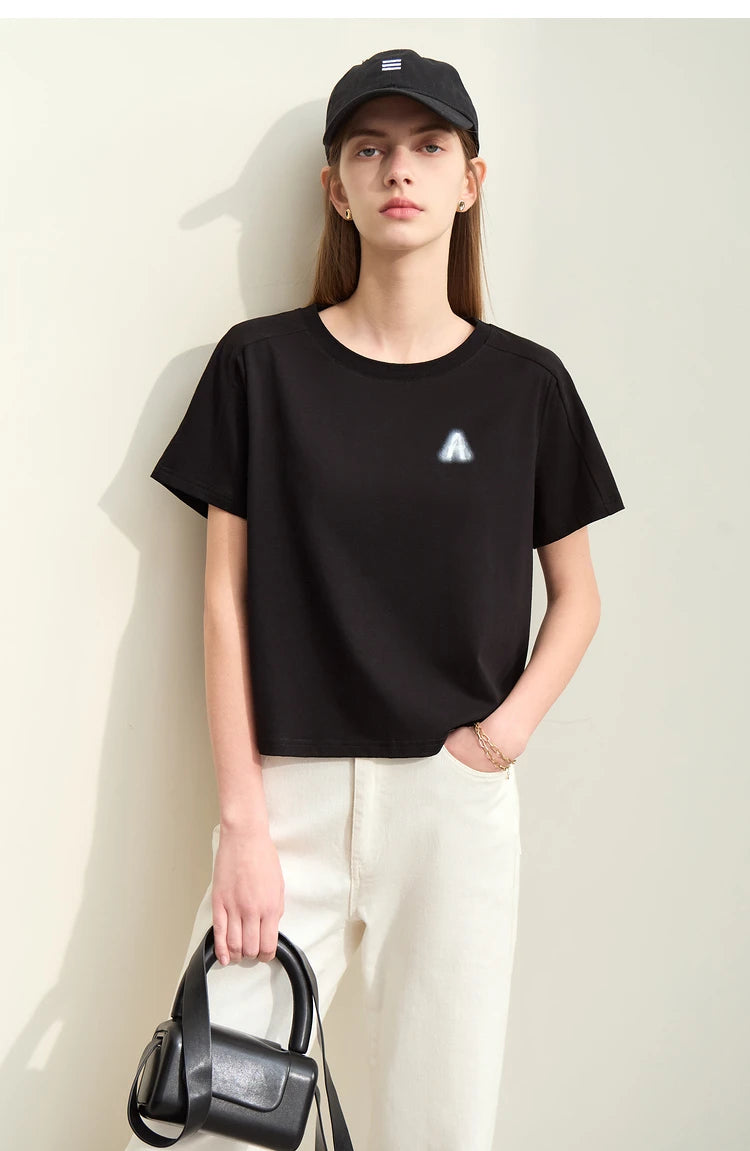 Damen T-Shirts im minimalistischen Stil mit lässigem O-Ausschnitt und Druck