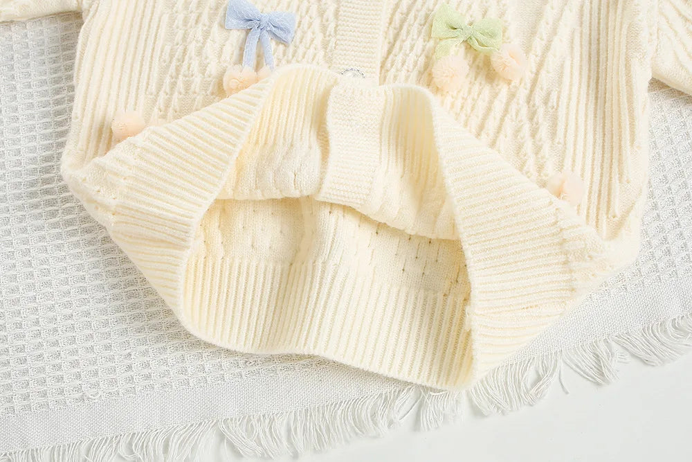 Mädchen Kleidung Set mit gestricktem Pullover und kurzem Rock für den Herbst