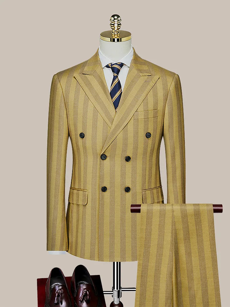Luxuriöses Herrenanzug-Set mit Blazer, Weste und Hose in Khaki-Streifen – Slim Fit für Hochzeit, Party oder Bühne.
