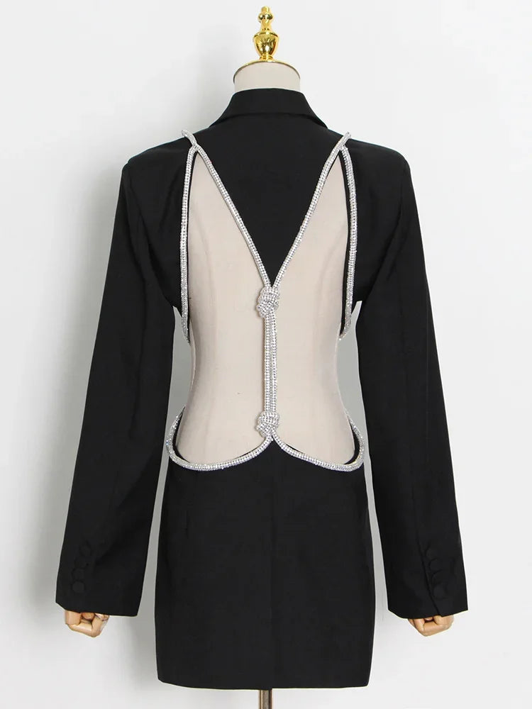 Elegantes Midi-Kleid mit Pailletten und Patchwork, schulterfrei und langärmelig – figurbetontes Design für Damen.