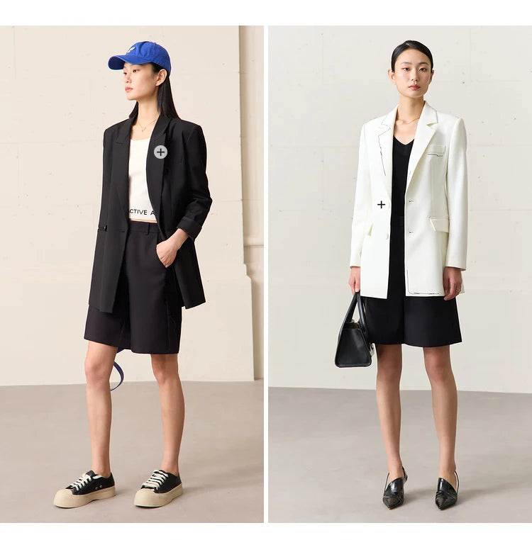 Damen Shorts im minimalistischen Stil mit breitem Bein und Taschen