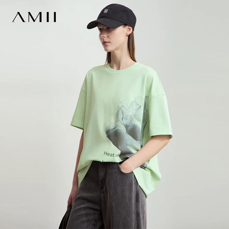 Ärmelloses Damen-Chiffonshirt in minimalistischem Design – knitterfrei und kühlend für den Sommer.